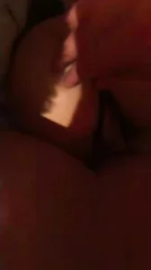 无套后入小女友